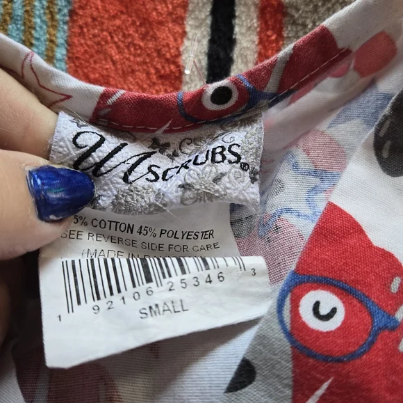 Ua scrub top size s with dogs - Picture 2 of 8